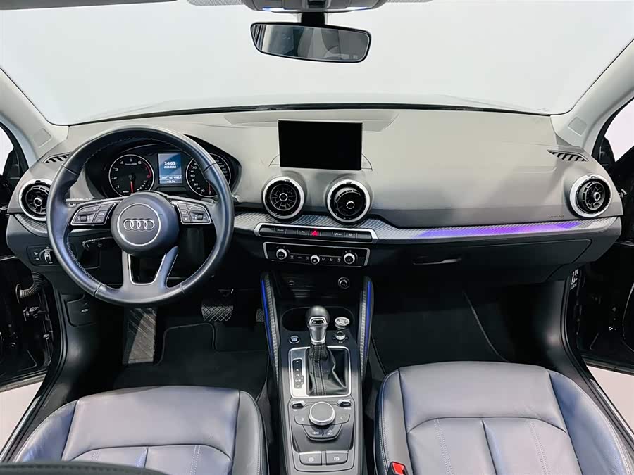 Audi Q2L 2024 imagem de carro #8