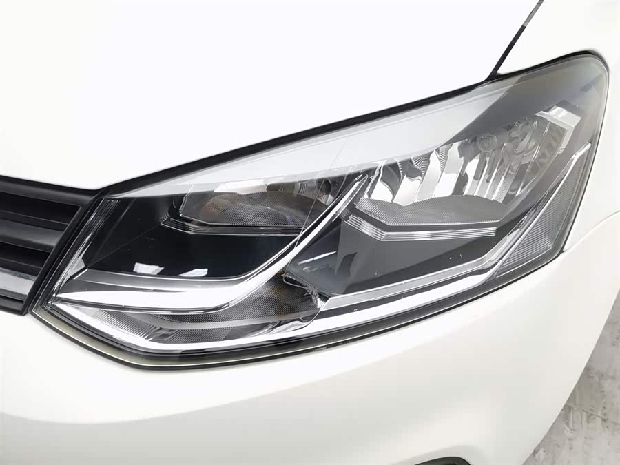 Volkswagen Polo 2018 immagine di auto #8