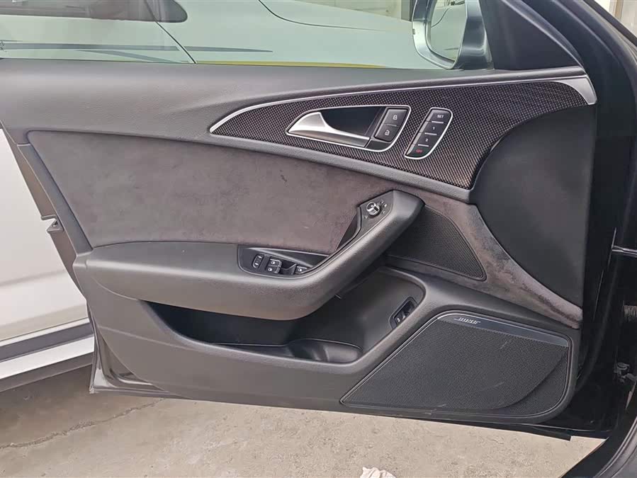 Audi S6 2015 car image #8