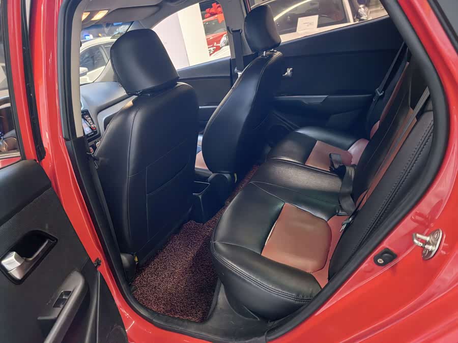 起亚 起亚K2 2015 汽车图片 #8