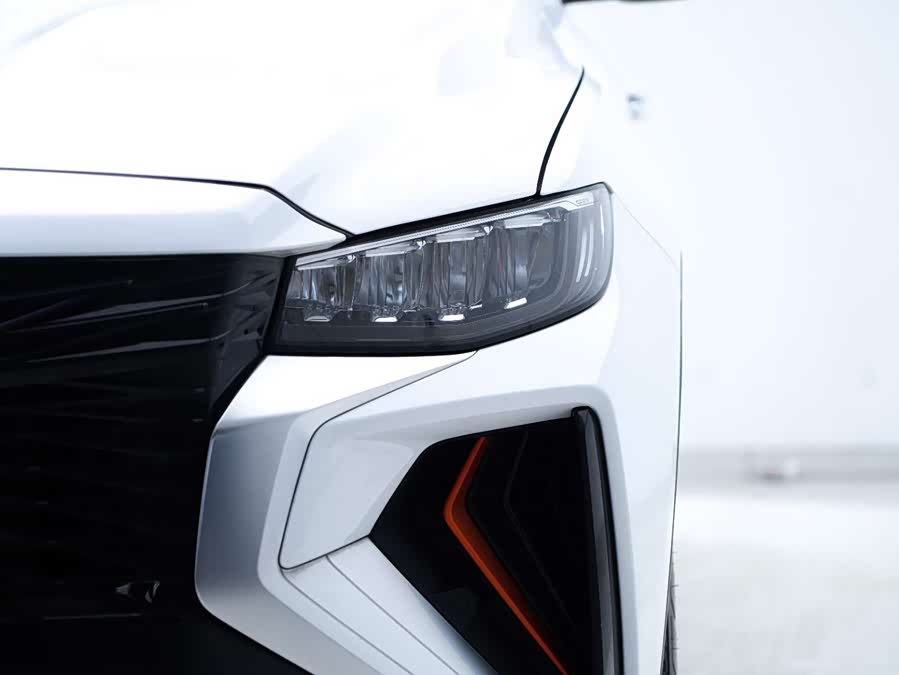 GEELY Boyue 2022 car image #8