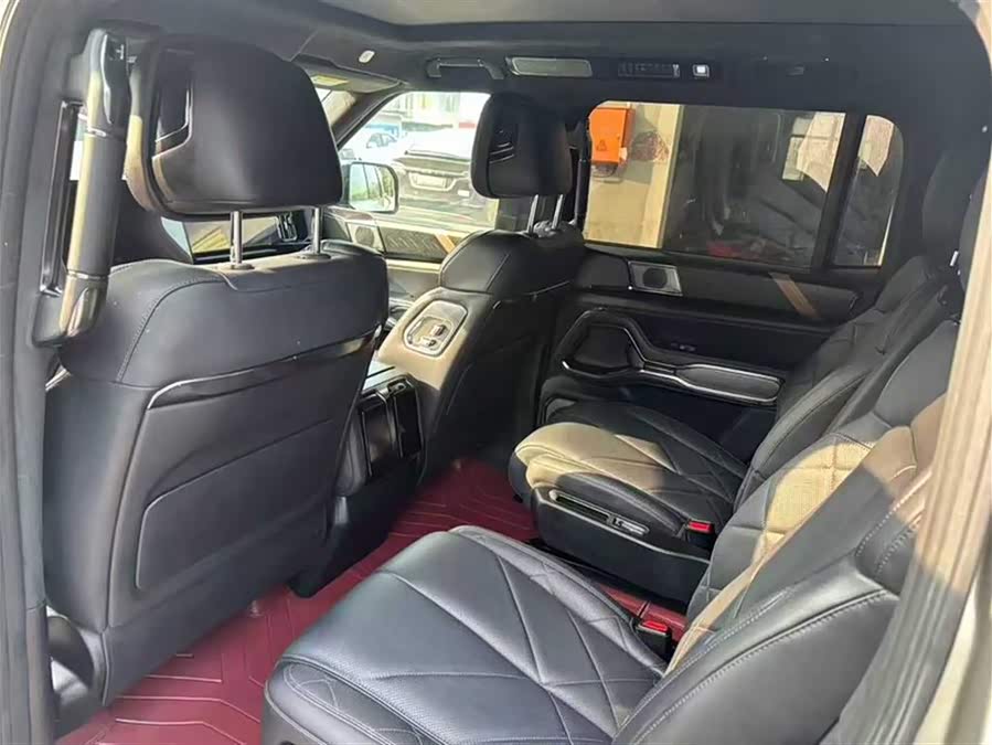 FangChengBao Leopard 8 2025 car image #8
