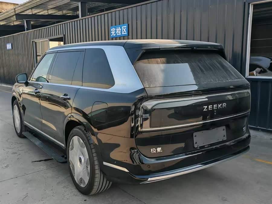 Zeekr 9X 2025 car image #8