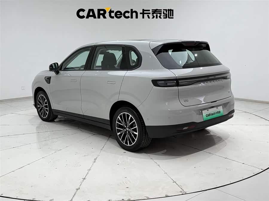 零跑汽车 零跑B10 2025 汽车图片 #8