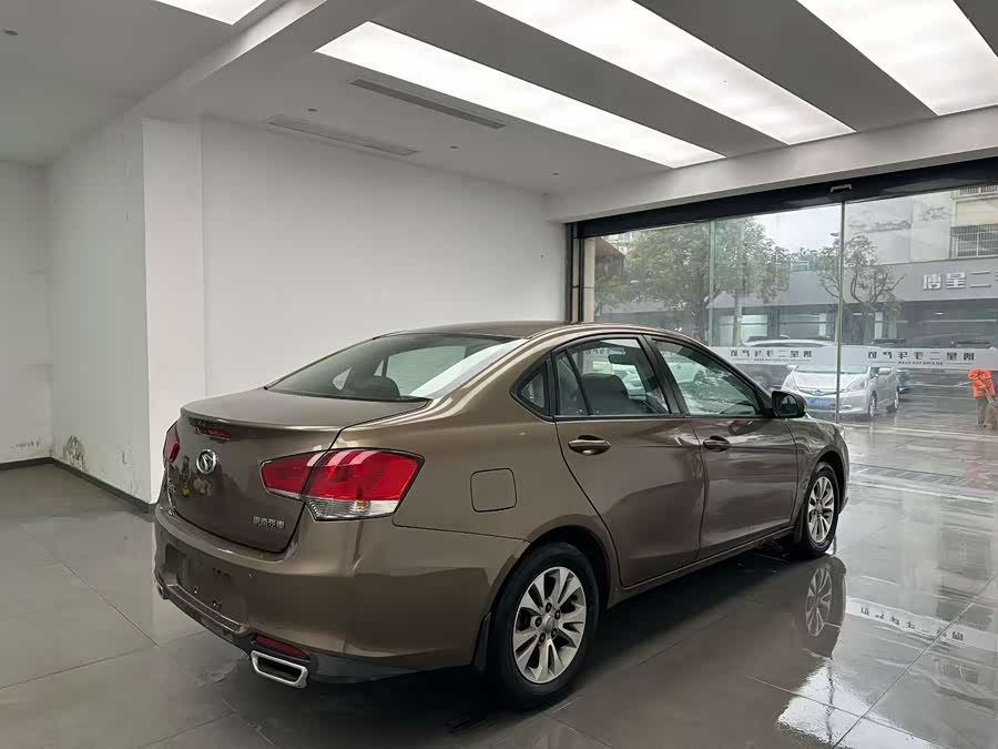 Soueast V5 Lingzhi 2015 #8 Soueast V5 Lingzhi 2015 car image #8