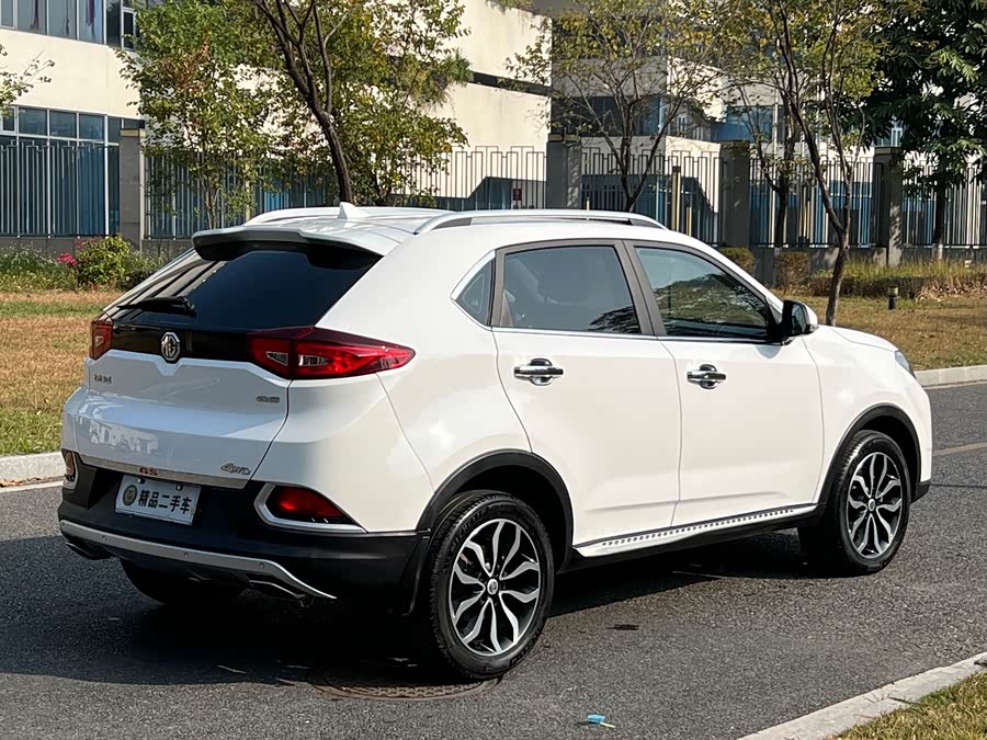 MG GS 2016 car image #8