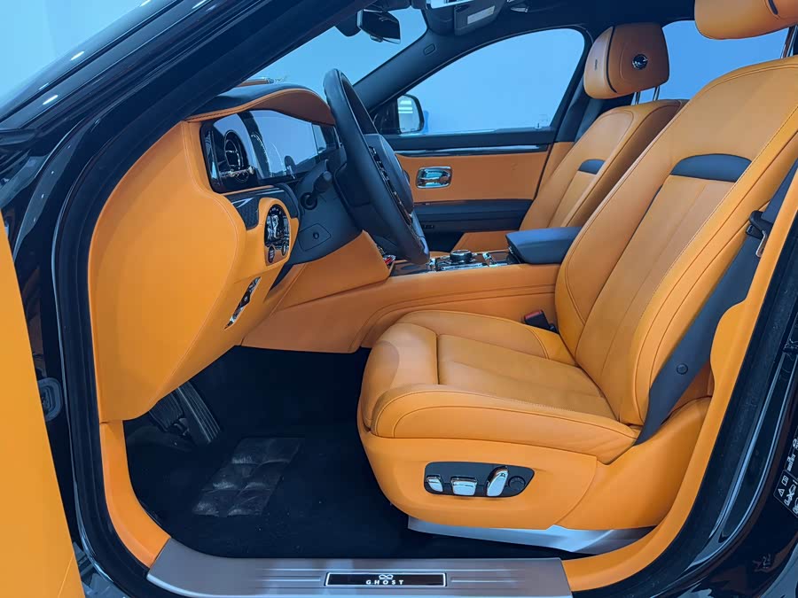 劳斯莱斯 古思特 2022 汽车图片 #8