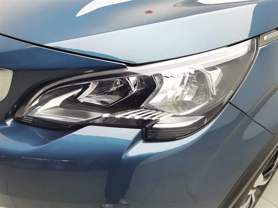 Peugeot 5008 2018 car image #8