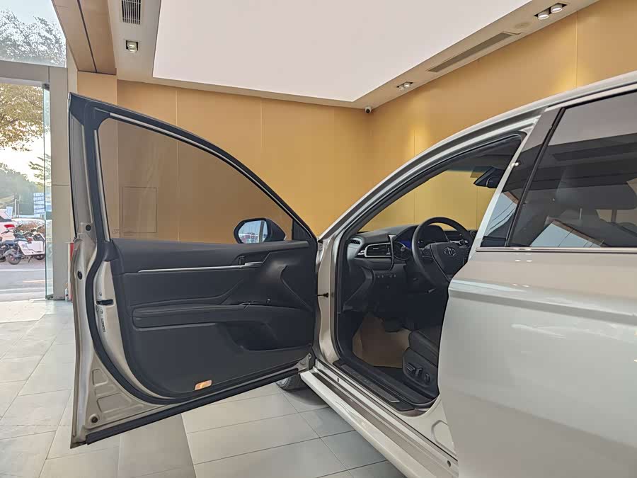 Toyota Camry 2020 #8 Toyota Camry 2020 car image #8