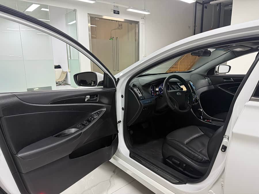 Hyundai Sonata 2013 #8 Hyundai Sonata 2013 صورة سيارة #8