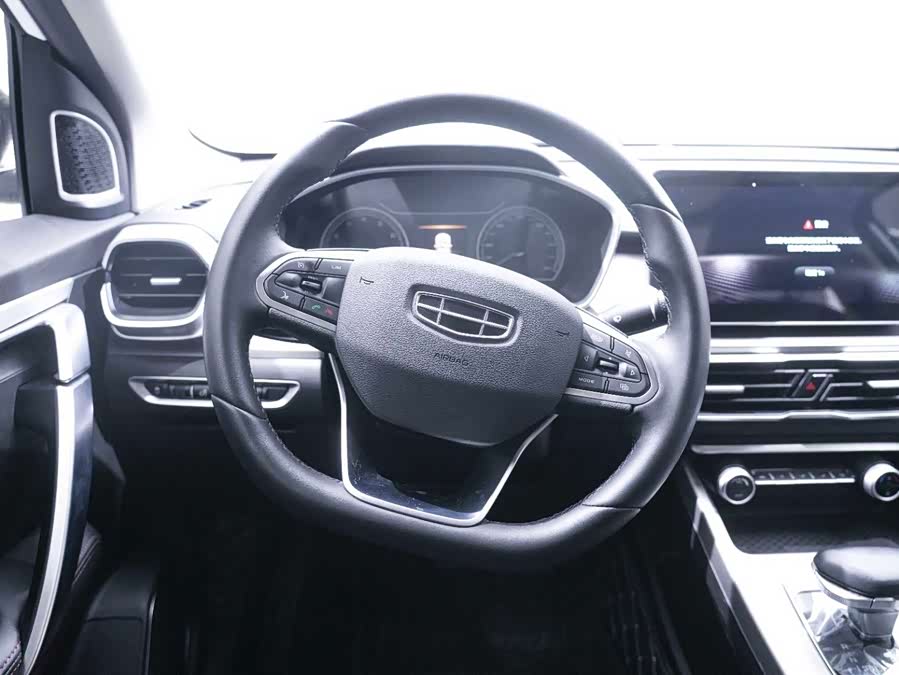 GEELY Coolray 2023 car image #8