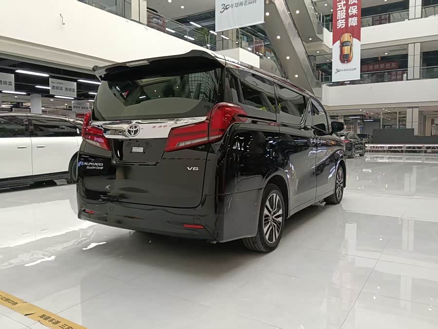 Toyota Alphard 2019 immagine di auto #8