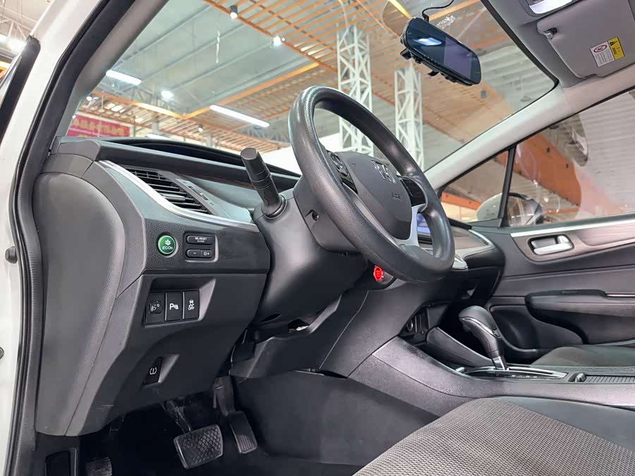 Honda Jade 2018 car image #8