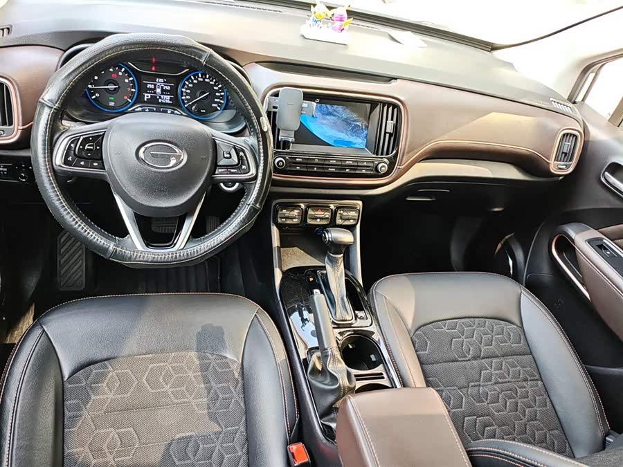 GAC Trumpchi GS3 2019 #8 GAC Trumpchi GS3 2019 car image #8