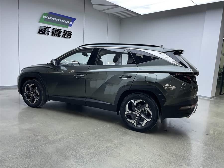 Hyundai Tucson 2023 car image #8