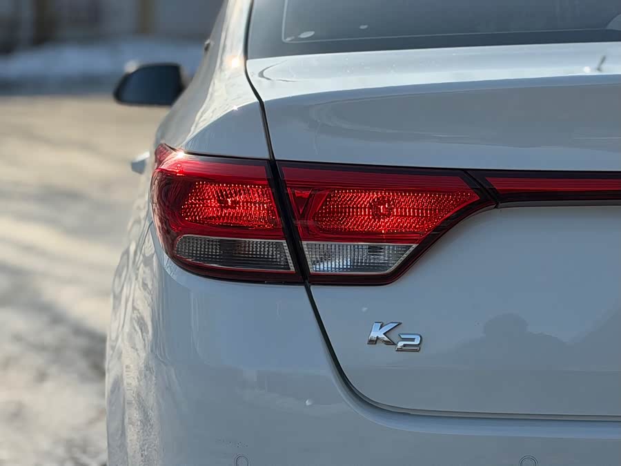 Kia K2 2018 imagen de coche #8