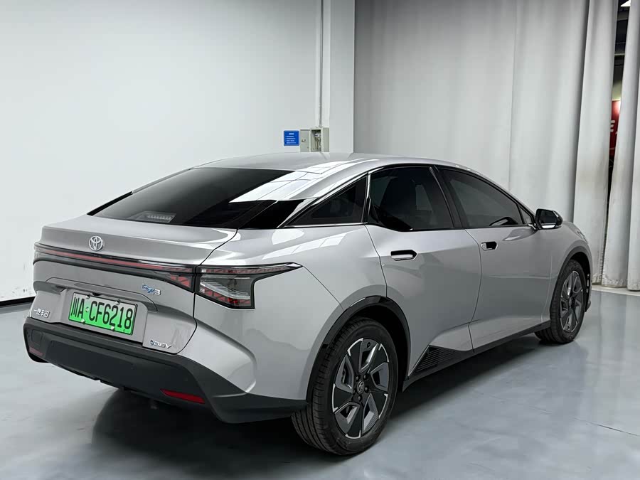 Toyota bZ3 2025 immagine di auto #8