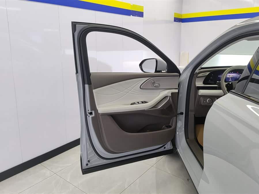 Exceed Yaoguang C-DM 2024 #8 Exceed Yaoguang C-DM 2024 car image #8