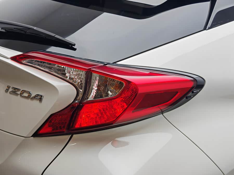 Toyota Izoa 2019 car image #8