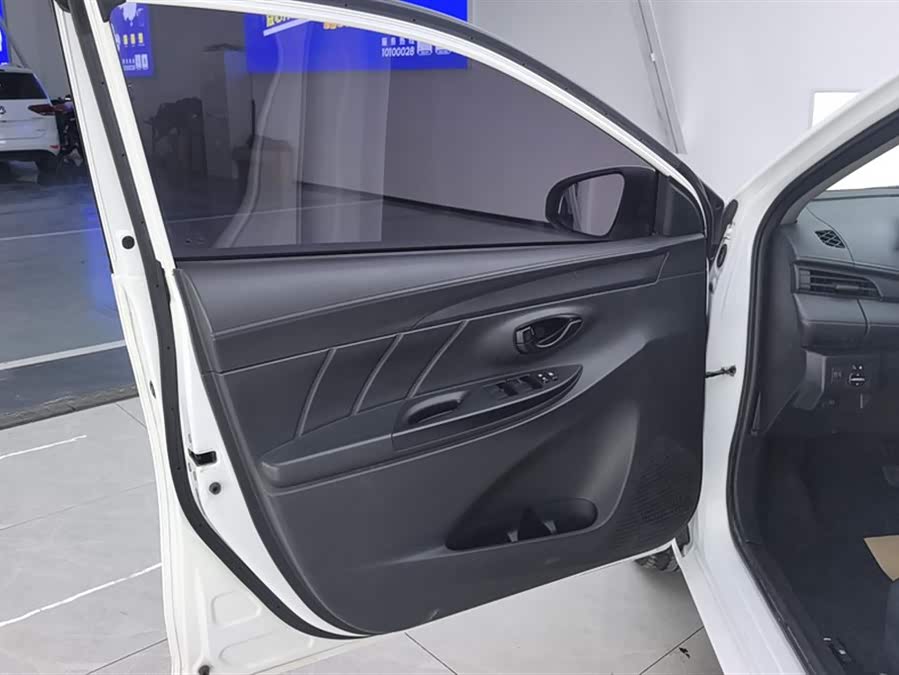 Toyota Yaris L Zhixiang 2019 صورة سيارة #8