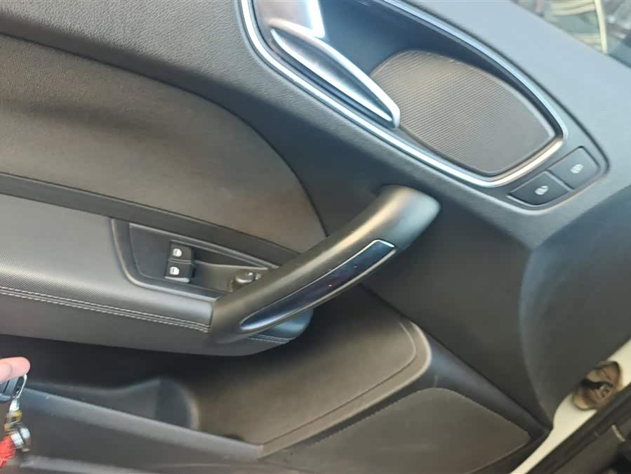 Audi A1 2014 car image #8