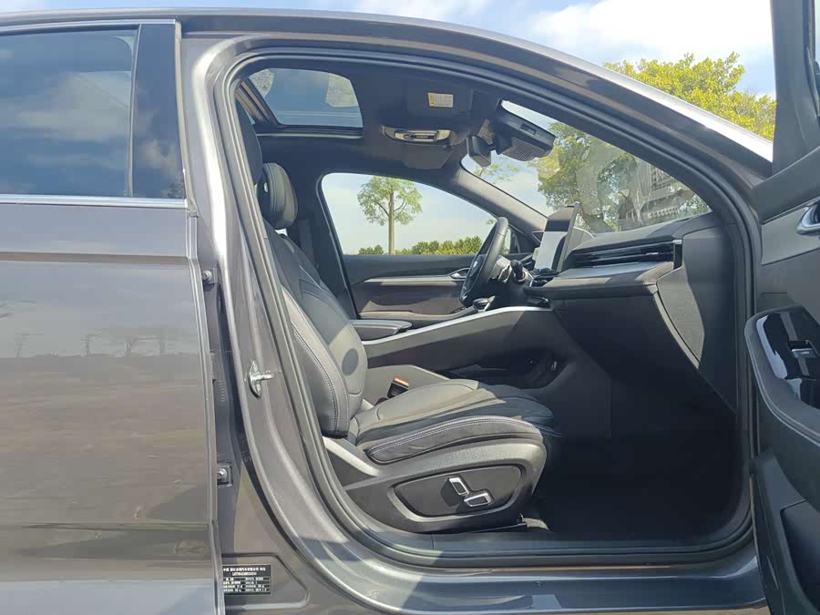 GEELY Preface 2024 car image #8