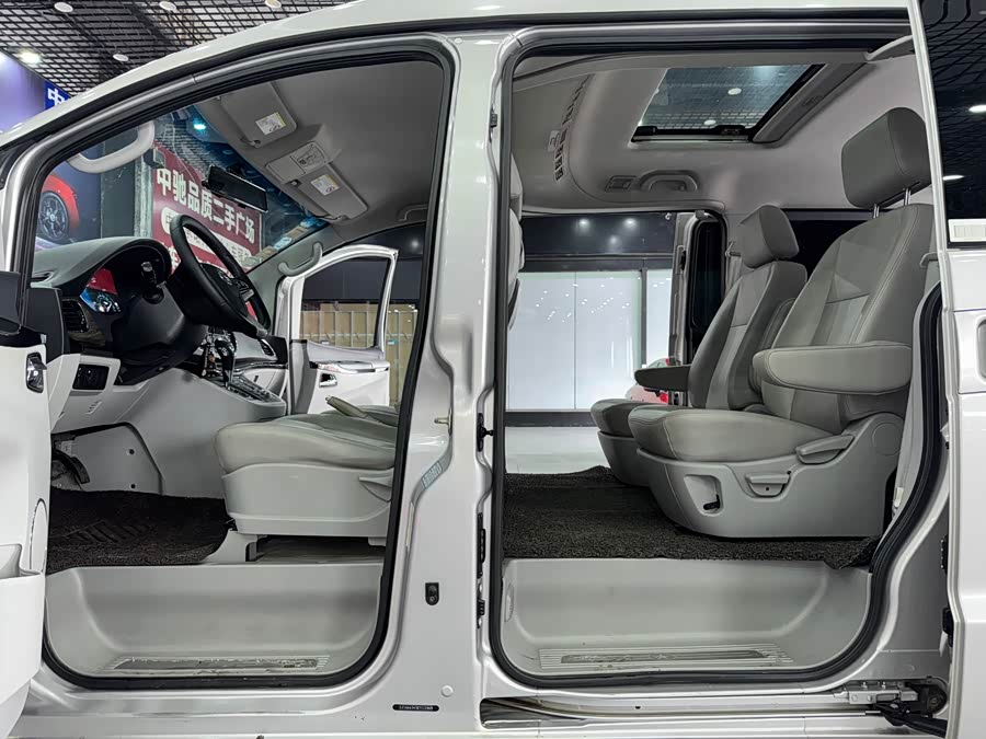 JAC 2014 #8 JAC 2014 car image #8