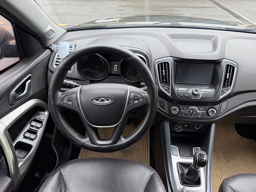 Chery Tiggo 5 2015 صورة سيارة #8