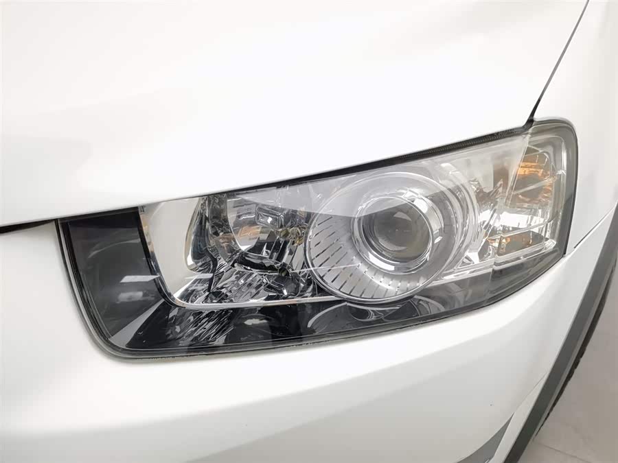 Chevrolet Captiva 2014 car image #8