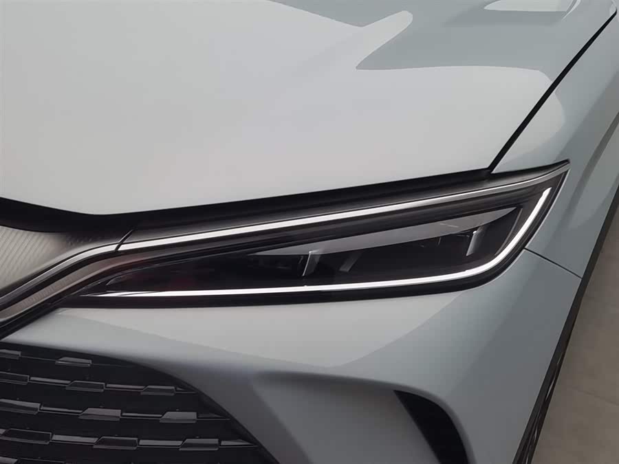 BYD SongL DM-i 2025 car image #8