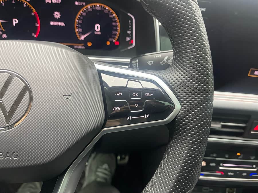 Volkswagen Tiguan X 2021 car image #8