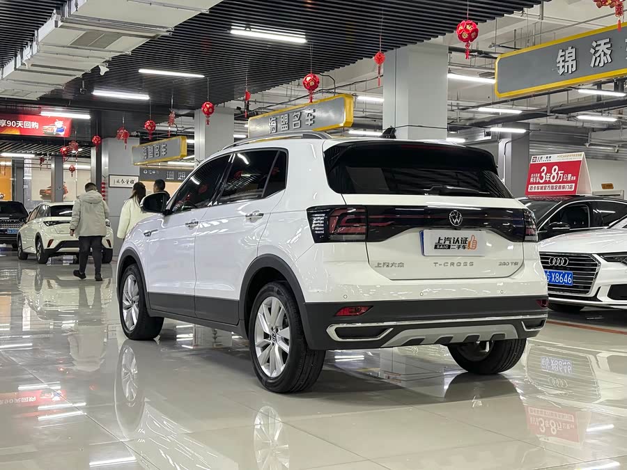Volkswagen T-Cross 2021 car image #8