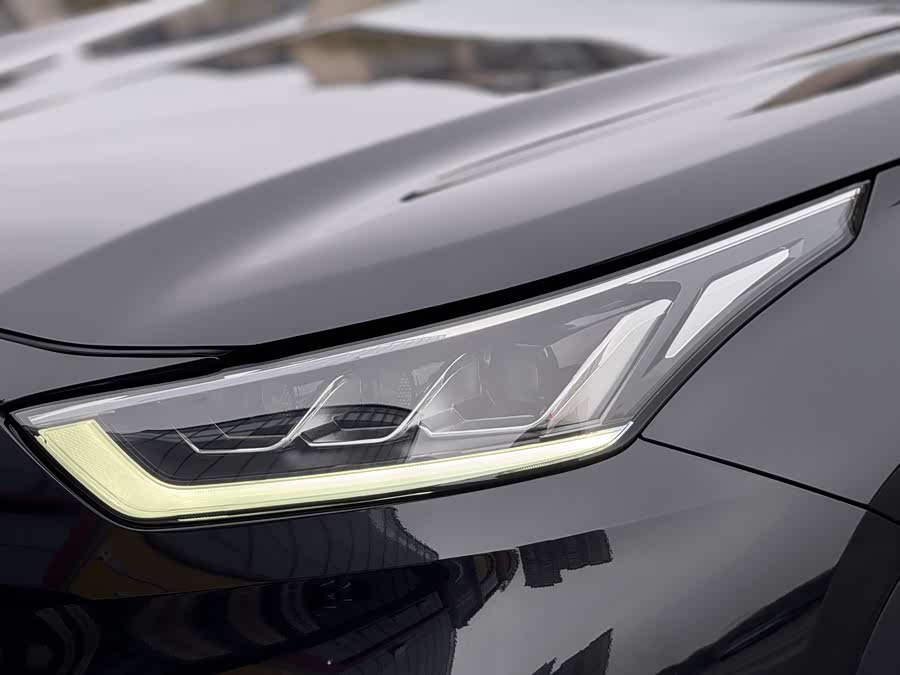 Toyota Highlander 2023 car image #8