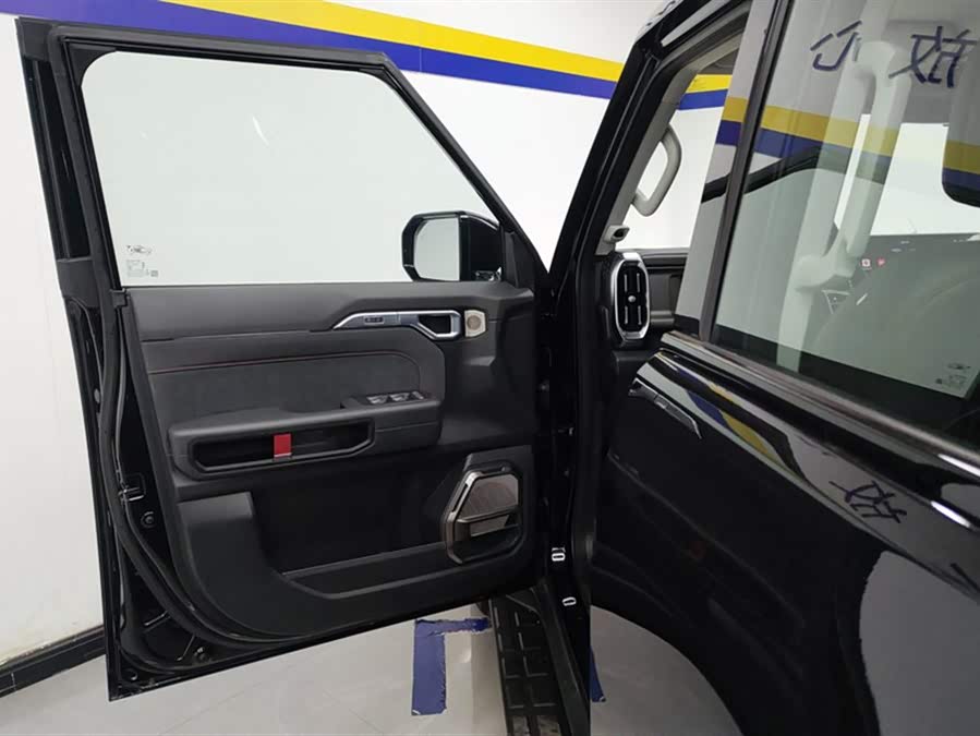 Jetour Traveller 2023 car image #8