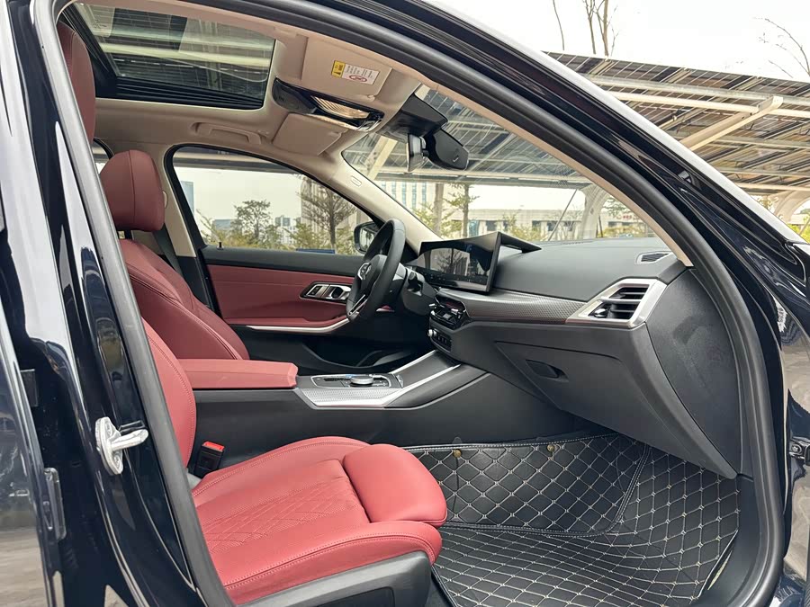 BMW i3 2025 immagine di auto #8