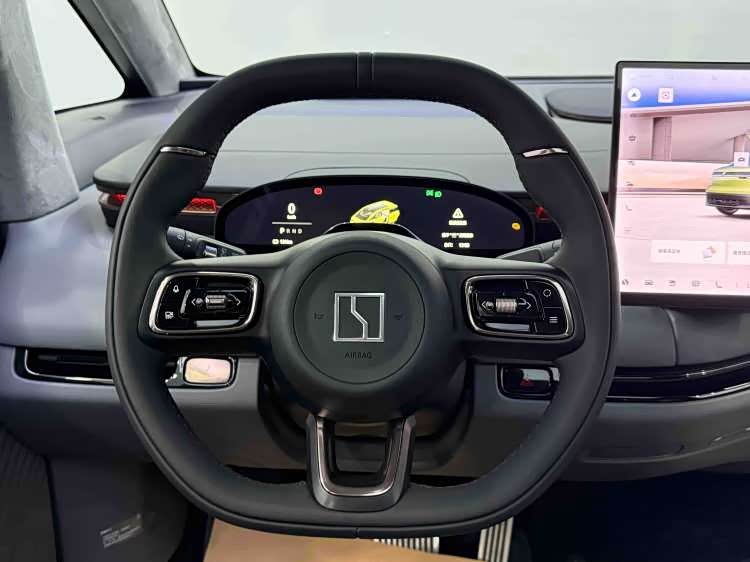 Zeekr MIX 2024 car image #8