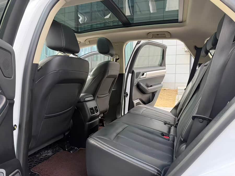 BYD Tang 2020 immagine di auto #8