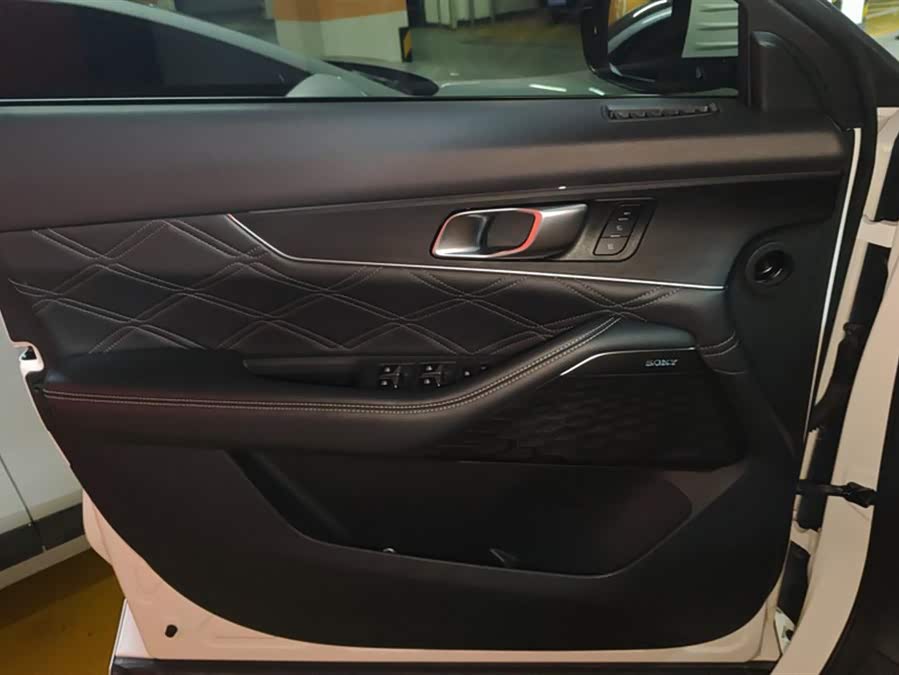 Changan UNI-K iDD 2023 immagine di auto #8