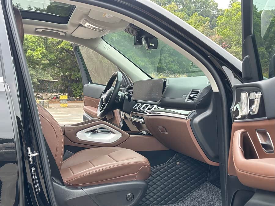 Mercedes-Benz GLE Class 2024 immagine di auto #8