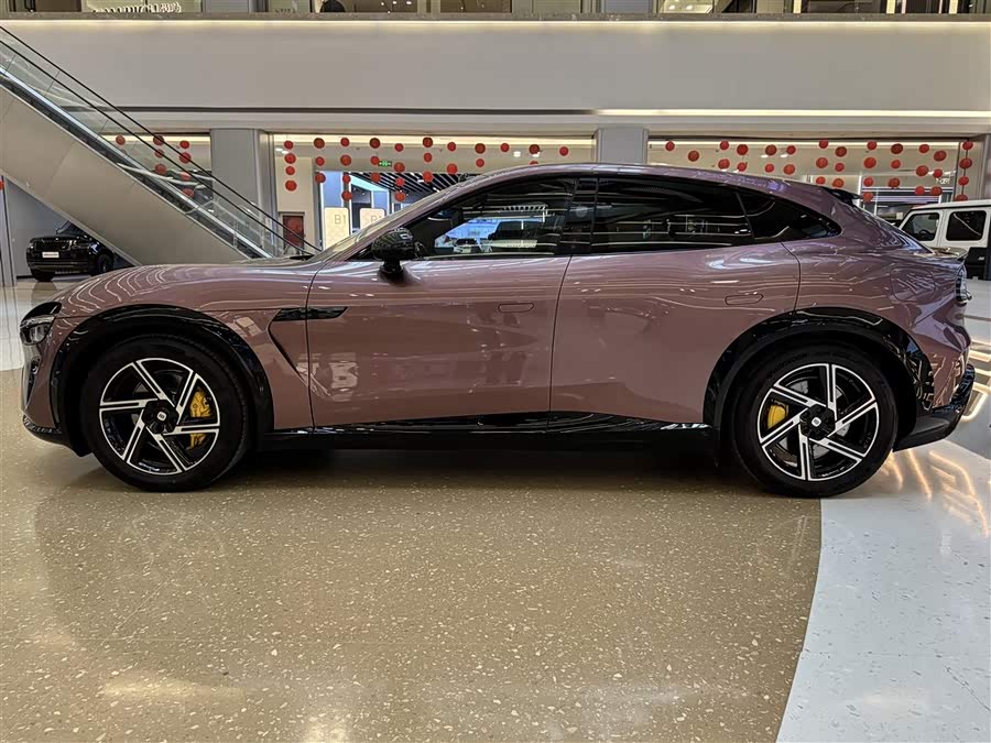 MI YU7 2025 car image #8