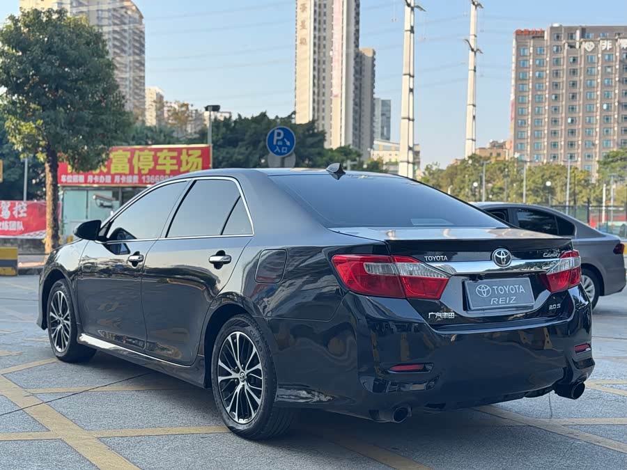 Toyota Camry 2014 immagine di auto #8