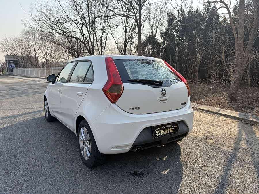 MG 3 2011 car image #8