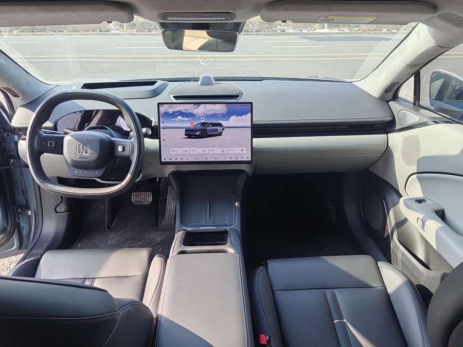 极氪 极氪007 2024 汽车图片 #8