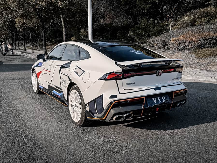 Changan UNI-V 2022 car image #8