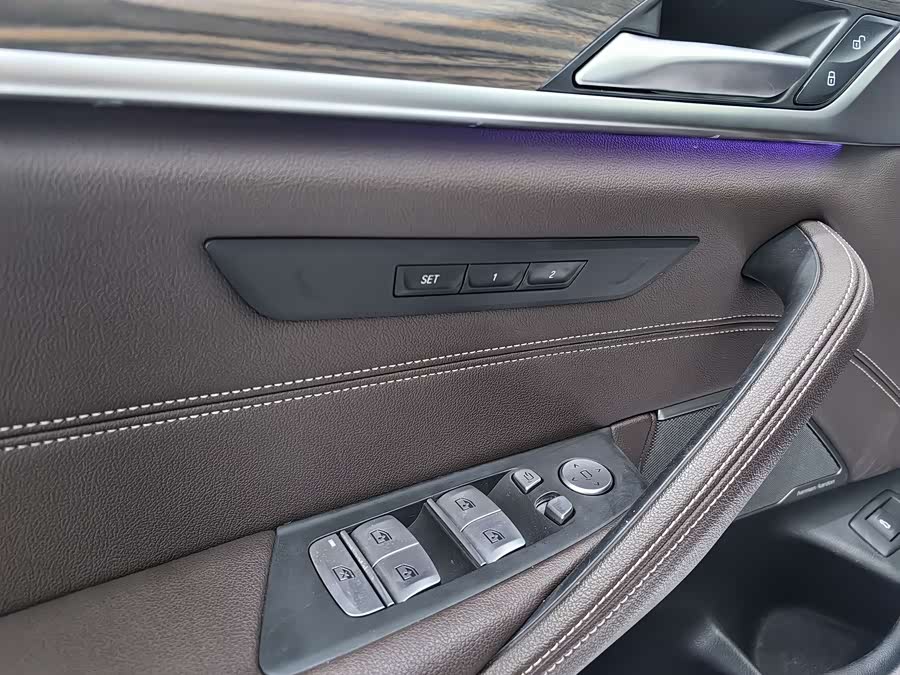 BMW 5 Series 2021 car image #8