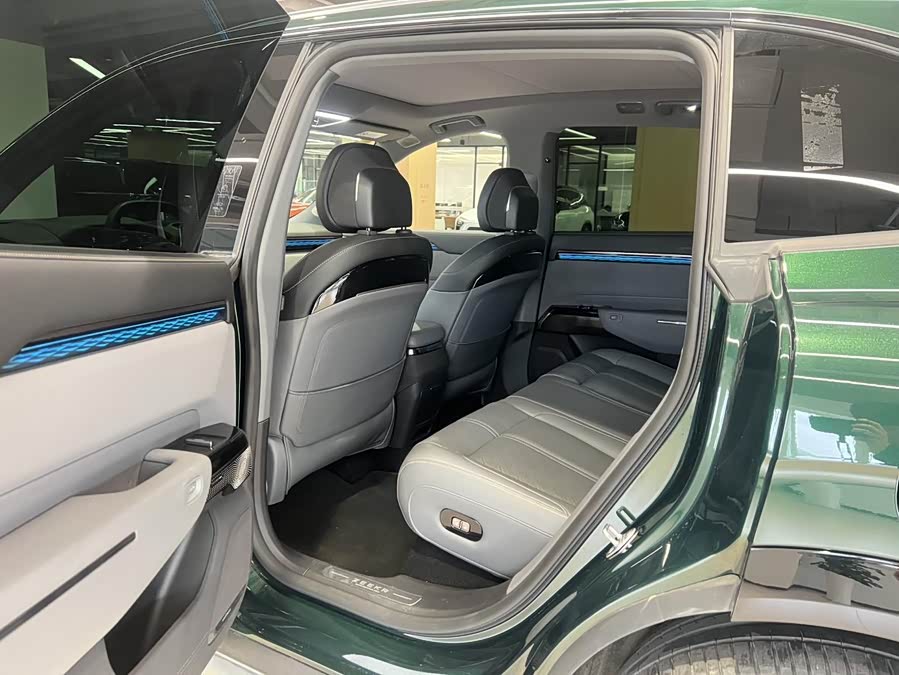 Zeekr 7X 2024 imagem de carro #8