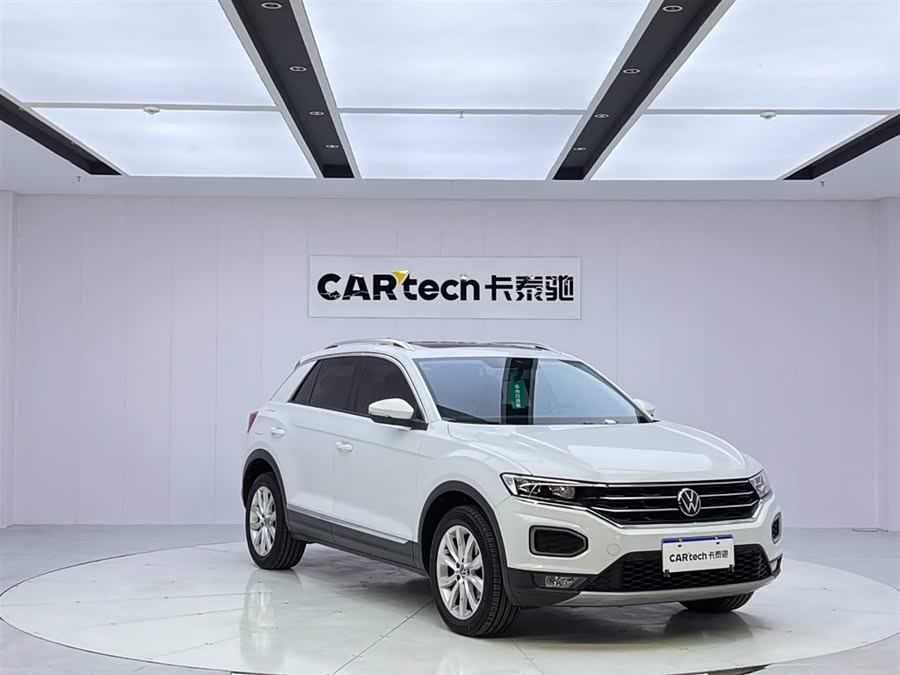 Volkswagen T-Roc 2021 car image #8