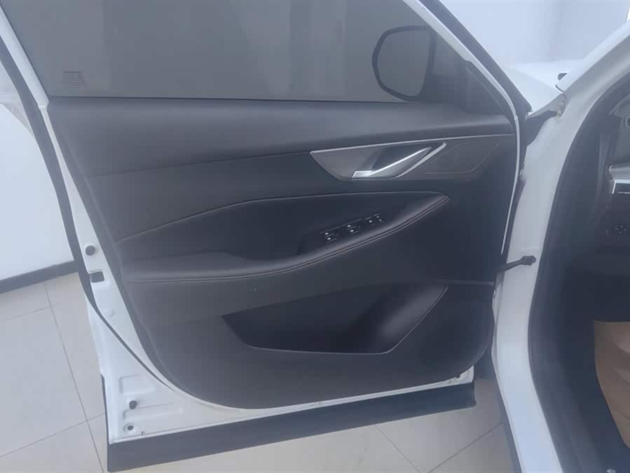 Changan CS35 Plus 2024 صورة سيارة #8