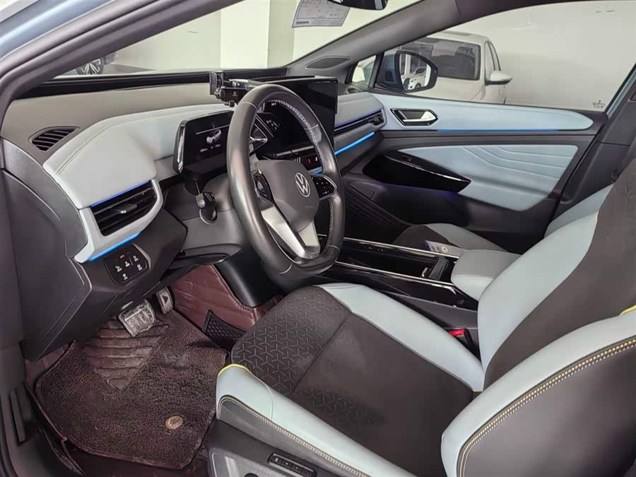 Volkswagen ID.4 X 2023 immagine di auto #8