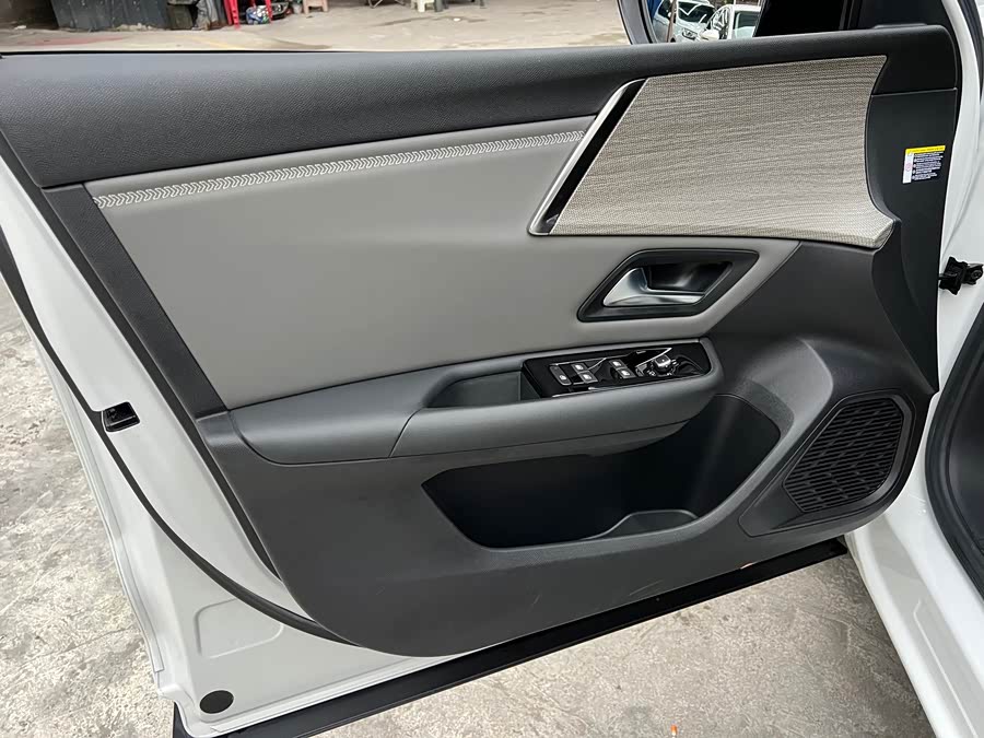 Citroen C5 X 2021 car image #8